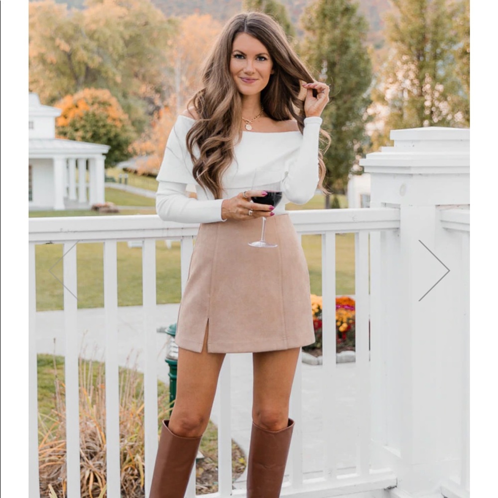 NWOT Pink Lily Caitlin Covington Ella Side Slit Tan Suede Skirt  Size M